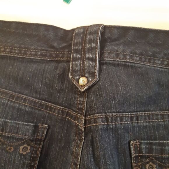 Pennars size 14 Womans Dark Wash Blue Jean Capris - Picture 10 of 13
